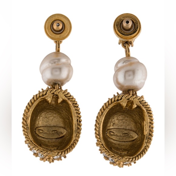 Oscar de la renta gold plated faux pearl earrings - Picture 6 of 7